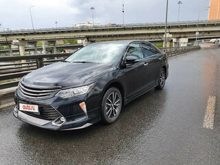 2017 Toyota Camry VII (XV50) Рестайлинг 2, чёрный, 2600000 рублей, вид 1