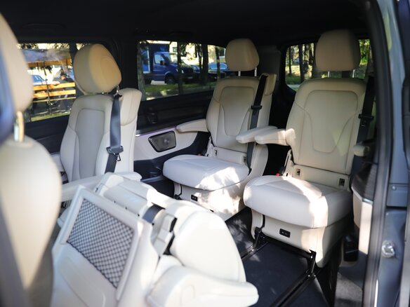 2026 Mercedes-Benz V-Класс Extra Long 300 d экстра длинный III (W447) Рестайлинг 2, чёрный, 13750000 рублей - вид 11