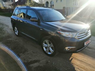 2013 Toyota Highlander II (XU40) Рестайлинг, серый, 2361417 рублей, вид 3