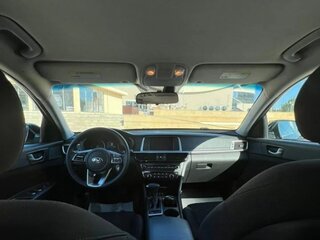 2019 Kia Optima IV Рестайлинг, чёрный, 1200000 рублей, вид 4