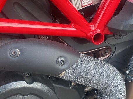 2012 Ducati Diavel Carbon, красный, 980000 рублей, вид 2