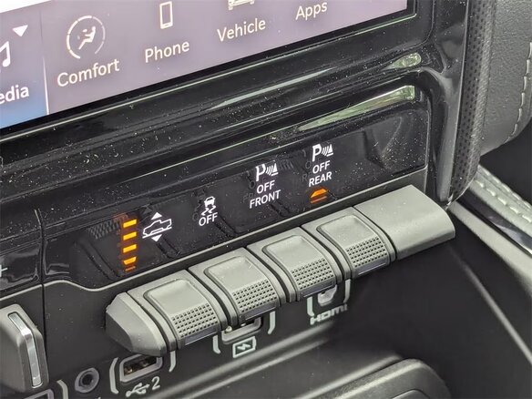 2025 Ram 1500 Crew Cab V Рестайлинг, серебристый, 10134960 рублей - вид 13