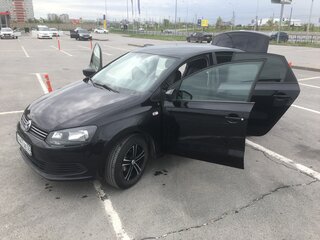 2013 Volkswagen Polo V, чёрный, 1000000 рублей, вид 1