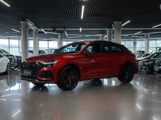 Audi RS Q8 I