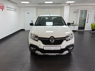 2022 Renault Logan Stepway II Рестайлинг, белый, 1286000 рублей, вид 2