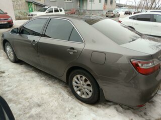 2016 Toyota Camry VII (XV50) Рестайлинг, серый, 2385000 рублей, вид 5