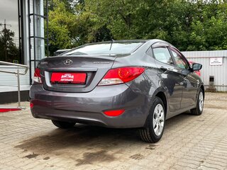 2012 Hyundai Solaris I, серый, 869000 рублей, вид 3