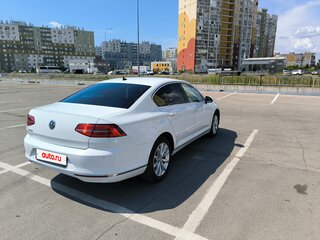 2018 Volkswagen Passat B8, белый, 2120000 рублей, вид 3