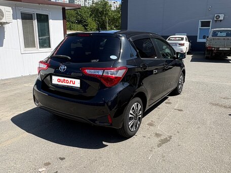 2017 Toyota Vitz III (XP130) Рестайлинг 2, чёрный, 795000 рублей, вид 5