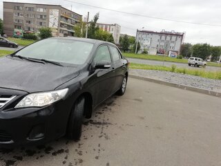 2011 Toyota Corolla X (E140, E150) Рестайлинг, чёрный, 749000 рублей, вид 1