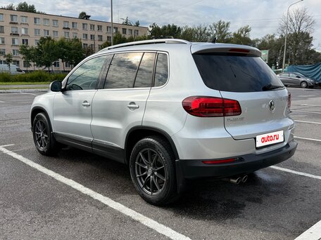 2012 Volkswagen Tiguan I Рестайлинг, серебристый, 1200000 рублей, вид 3