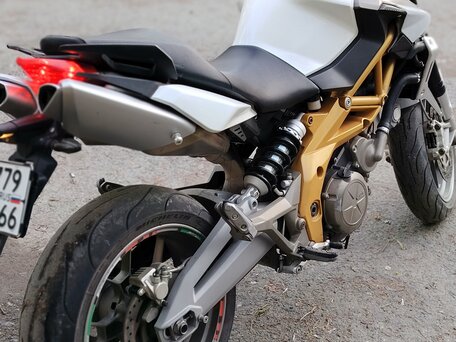 2008 Aprilia SL 750 Shiver, белый, 550000 рублей, вид 3
