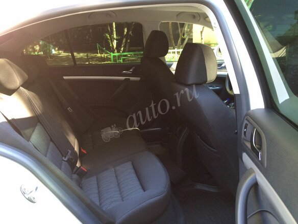 2011 Skoda Octavia II (A5) Рестайлинг, белый - вид 5