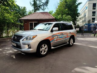 2012 Lexus LX 570 III, серебристый, 5000000 рублей, вид 1