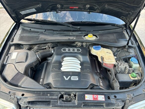 2000 Audi A4 I (B5) Рестайлинг, чёрный, 520000 рублей - вид 12