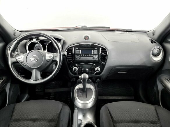 2013 Nissan Juke I, красный, 880000 рублей - вид 4