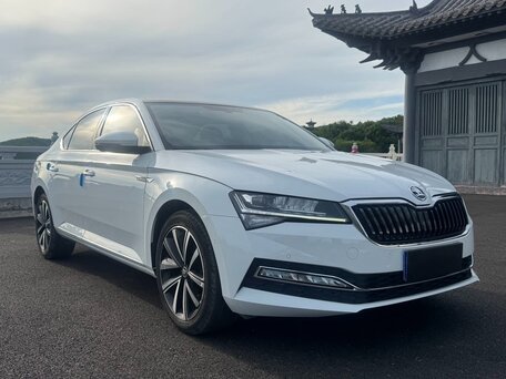 Skoda Superb III Рестайлинг