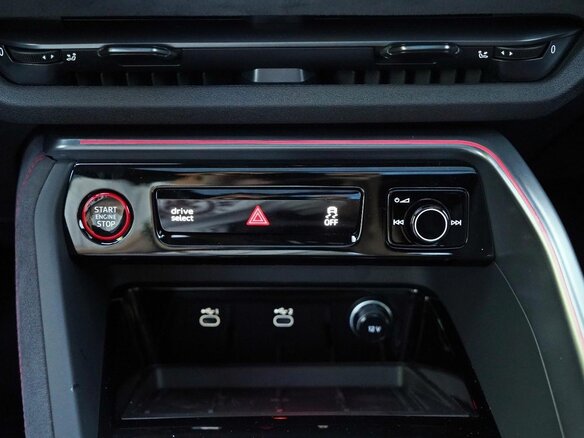 2025 Audi Q5 40 TDI III (GU), чёрный - вид 24