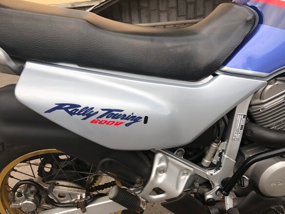 2000 Honda XL600V Transalp, серебристый - вид 27