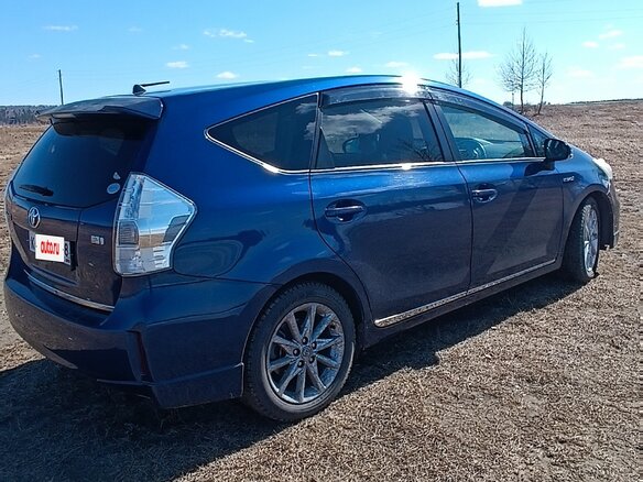2011 Toyota Prius Alpha I (ZVW40/41), синий, 1290000 рублей - вид 4