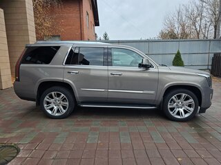 2018 Cadillac Escalade IV, бежевый, 7150000 рублей, вид 4