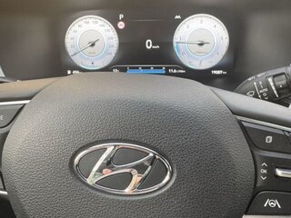 2022 Hyundai Santa Fe IV Рестайлинг, белый, 5800000 рублей, вид 2