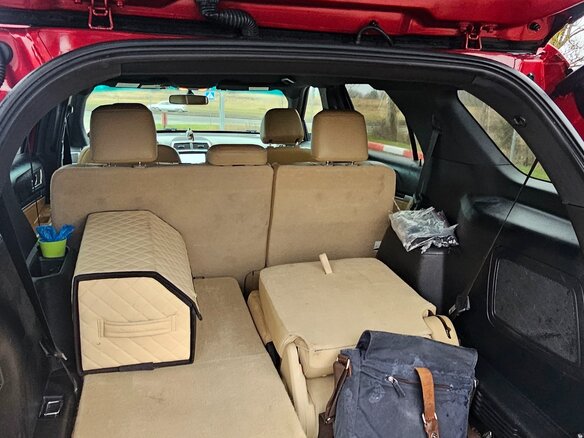 2015 Ford Explorer V Рестайлинг, красный, 2500000 рублей - вид 6