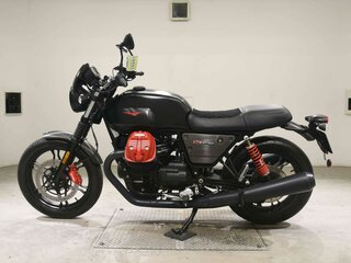 2018 Moto Guzzi V 7 III, чёрный, 645000 рублей, вид 1