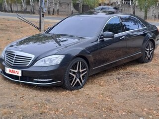 2010 Mercedes-Benz S-Класс 500 Long V (W221) Рестайлинг, чёрный, 2250000 рублей, вид 1