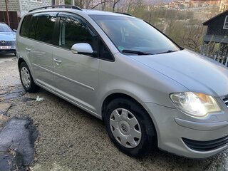 2007 Volkswagen Touran I Рестайлинг, серебристый, 1200000 рублей, вид 5