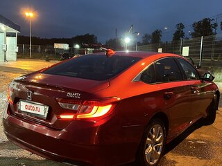 2018 Honda Accord X, красный, 2000000 рублей, вид 4