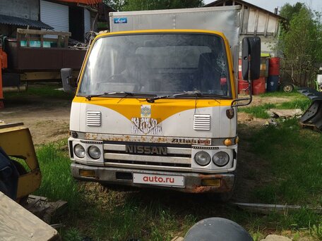 1991 Nissan Atlas, жёлтый, 379999 рублей, вид 5