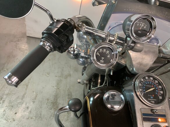 1982 Harley-Davidson Electra Glide, коричневый, 1490000 рублей - вид 24