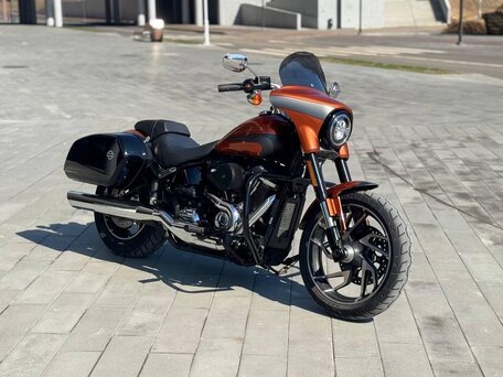 2018 Harley-Davidson Sport Glide, оранжевый, 1500000 рублей, вид 2