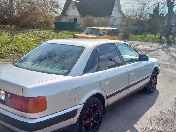 1991 Audi 100 IV (C4), серебристый, 390000 рублей - вид 4