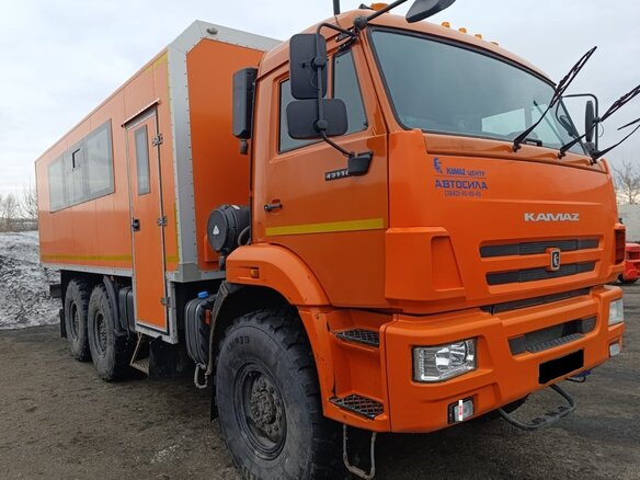 2023 КамАЗ 4290, оранжевый, 8000000 рублей - вид 1