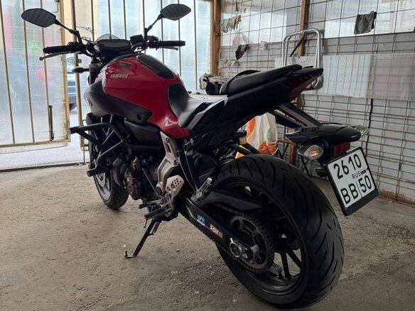 2014 Yamaha MT-07 (FZ-07), красный, 585000 рублей - вид 10