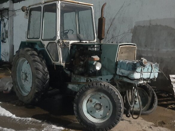 1987 ЮМЗ 6002, зелёный, 260000 рублей - вид 2