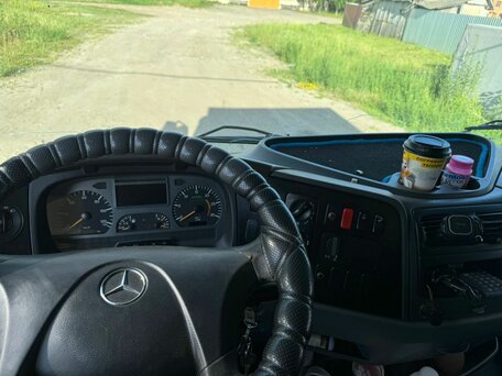 2008 Mercedes-Benz Atego, белый, 5100000 рублей, вид 3