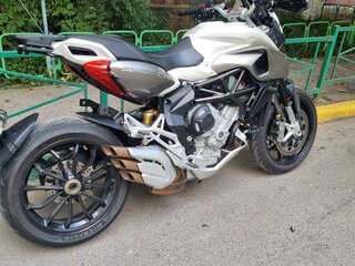 2016 MV Agusta Stradale 800, белый, 900000 рублей, вид 5
