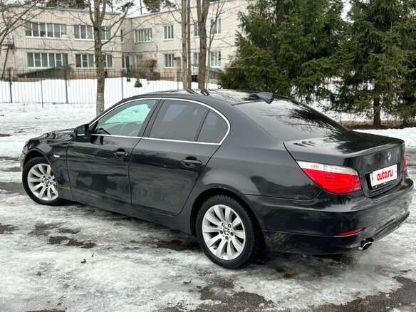 2009 BMW 5 серии 520i V (E60/E61) Рестайлинг, чёрный, 1250000 рублей - вид 9
