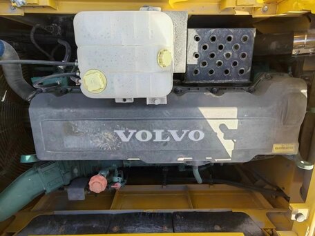 2020 Volvo EC, 22000000 рублей, вид 3