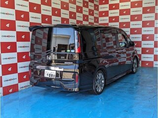 2016 Honda Stepwgn Spada V, чёрный, 1420000 рублей, вид 3
