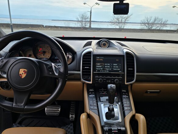 2012 Porsche Cayenne Turbo S II (958), чёрный, 3700000 рублей - вид 10