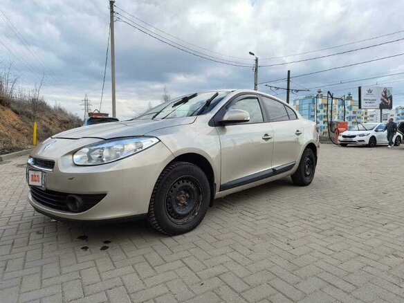 2011 Renault Fluence I, бежевый, 680000 рублей - вид 21
