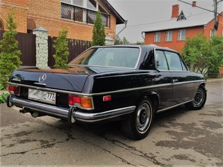 1971 Mercedes-Benz W114 250 North America, чёрный, 5800000 рублей, вид 5