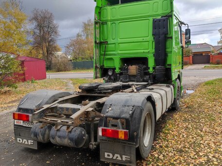 2002 DAF XF 95, зелёный, 2200000 рублей, вид 5