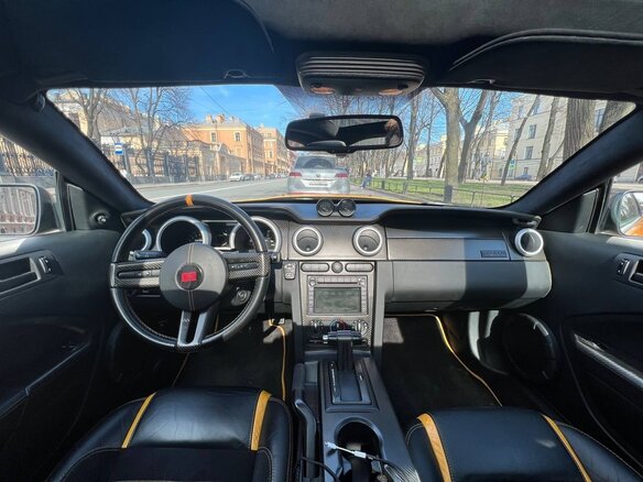 2008 Ford Mustang V, оранжевый, 3400000 рублей - вид 14