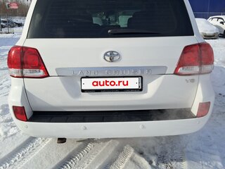 2009 Toyota Land Cruiser 200 Series, белый, 3300000 рублей, вид 4