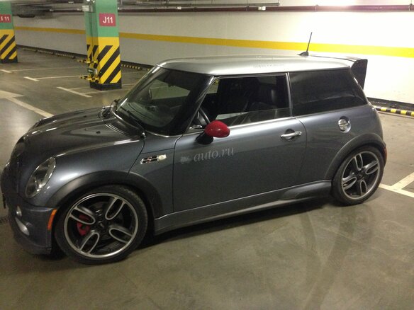 2006 Mini Hatch JCW II (R56), серый